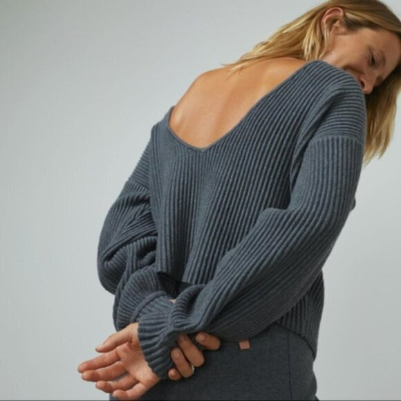 💕LUNYA💕 Cozy Cotton Silk Reversible Pullover Restful Grey Heather Large  NWOT - Picture 1 of 14